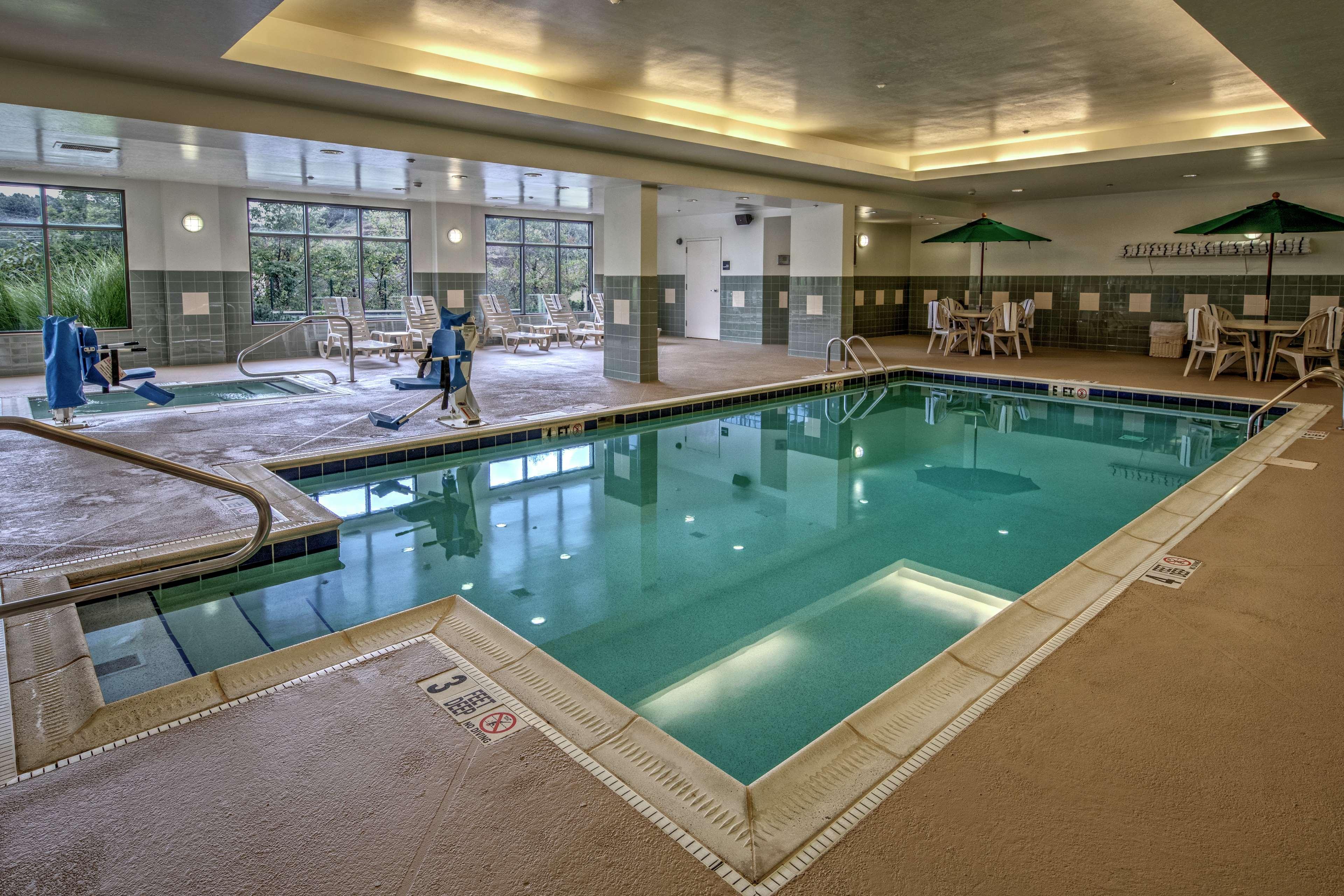 Hampton Inn Cambridge Exterior photo