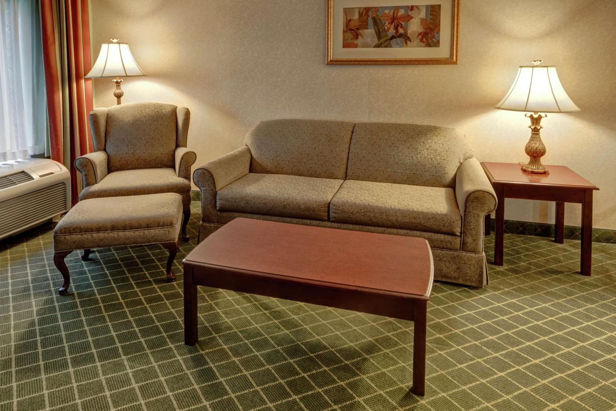 Hampton Inn Cambridge Exterior photo