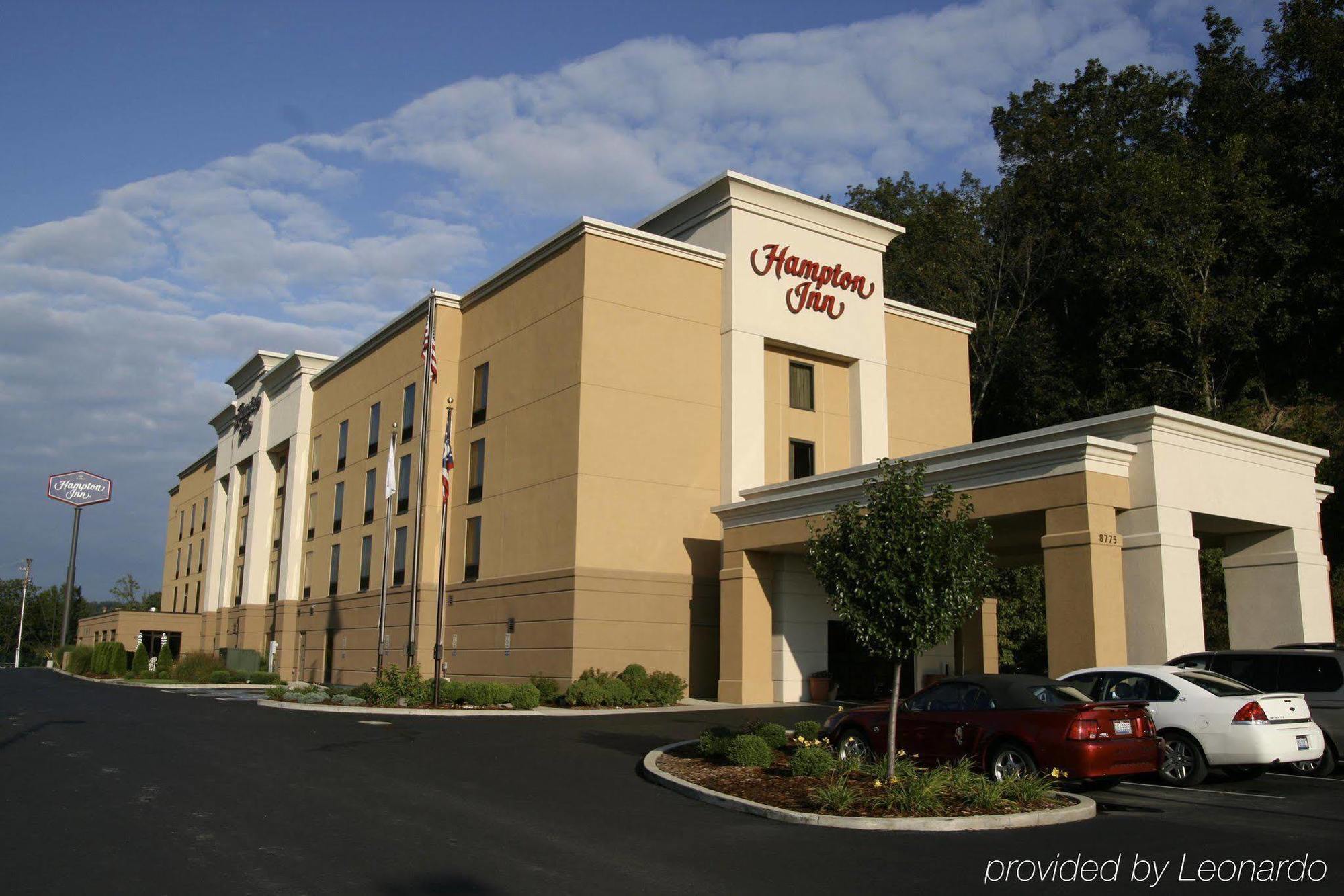 Hampton Inn Cambridge Exterior photo